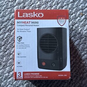 Lasko - 200 - MyHeat‎ Mini Personal Ceramic Space Heater - Black